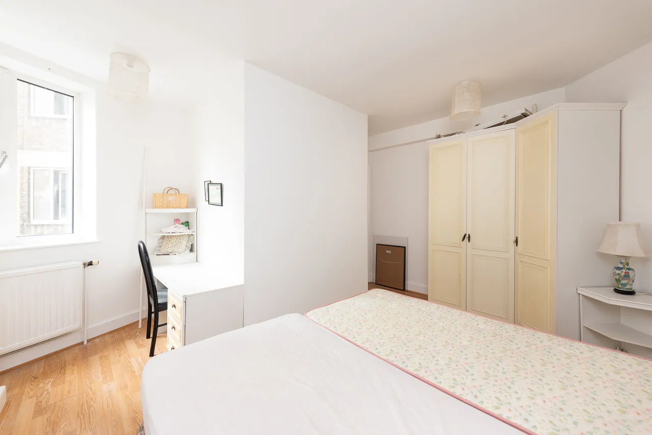 272 Chelsea Cloisters, Sloane Avenue, London, photo 4