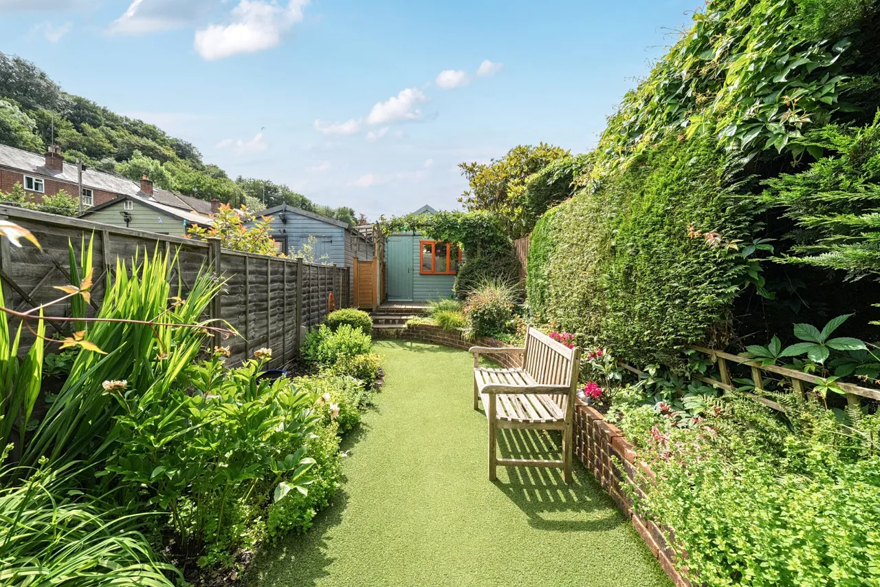 Latimer Road, Godalming, GU7, photo 20