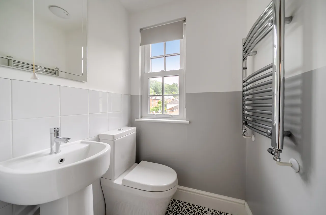 Latimer Road, Godalming, GU7, photo 16