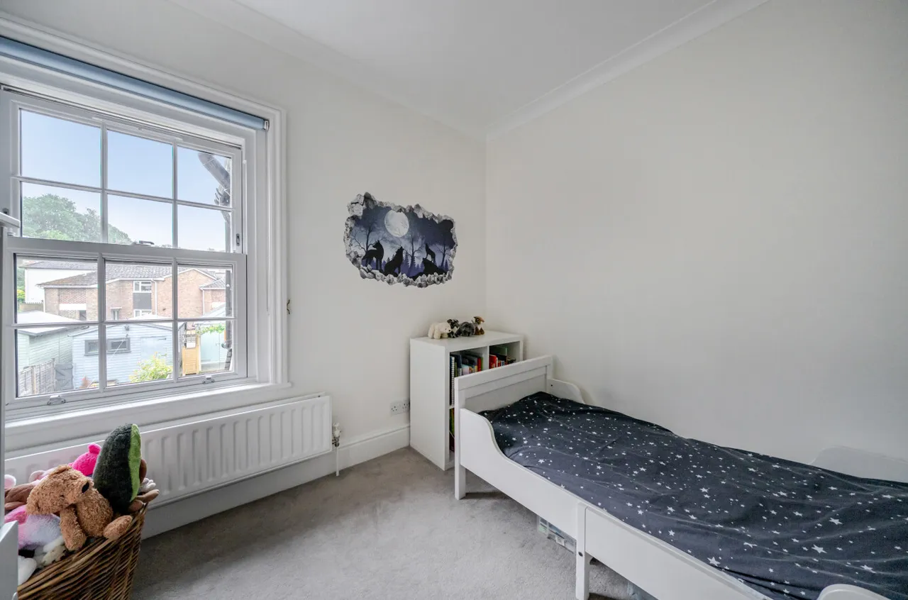 Latimer Road, Godalming, GU7, photo 14
