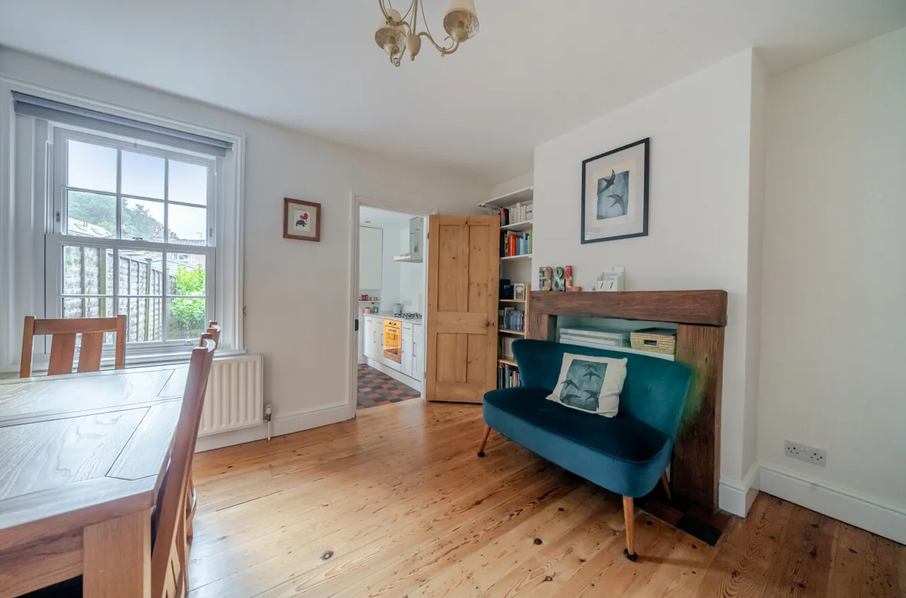 Latimer Road, Godalming, GU7, photo 3