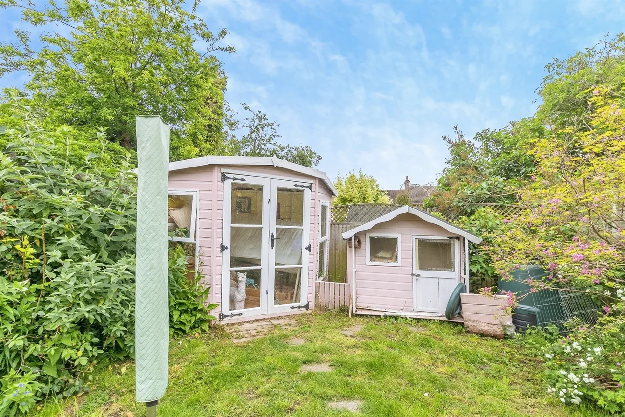 Hartwell Crescent, Leighton Buzzard, LU7, photo 3