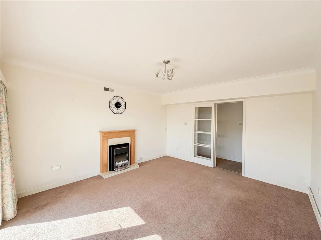 Sutherland Avenue, Bexhill-On-Sea, TN39 3QT, photo 4