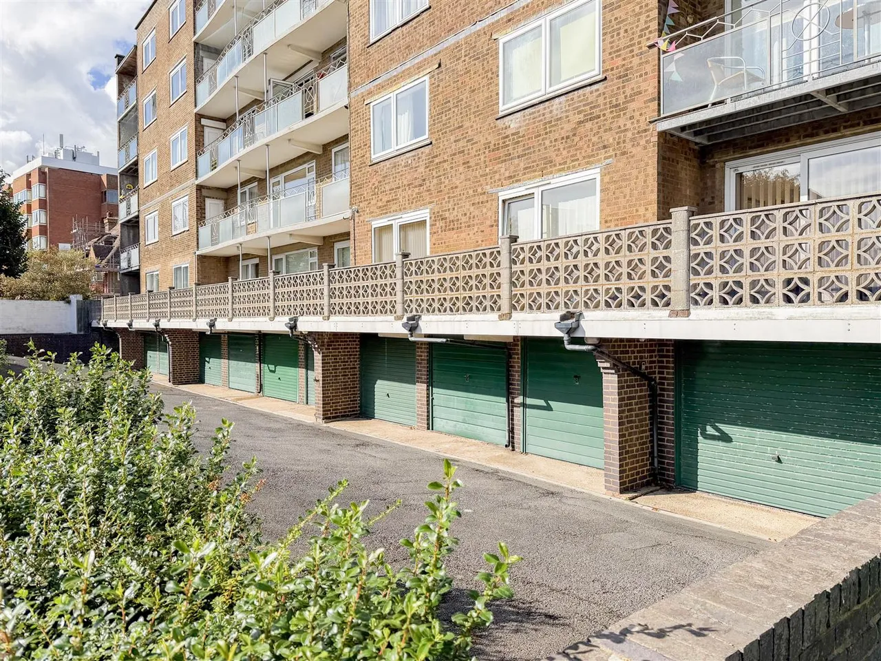 Sutherland Avenue, Bexhill-On-Sea, TN39 3QT, photo 12