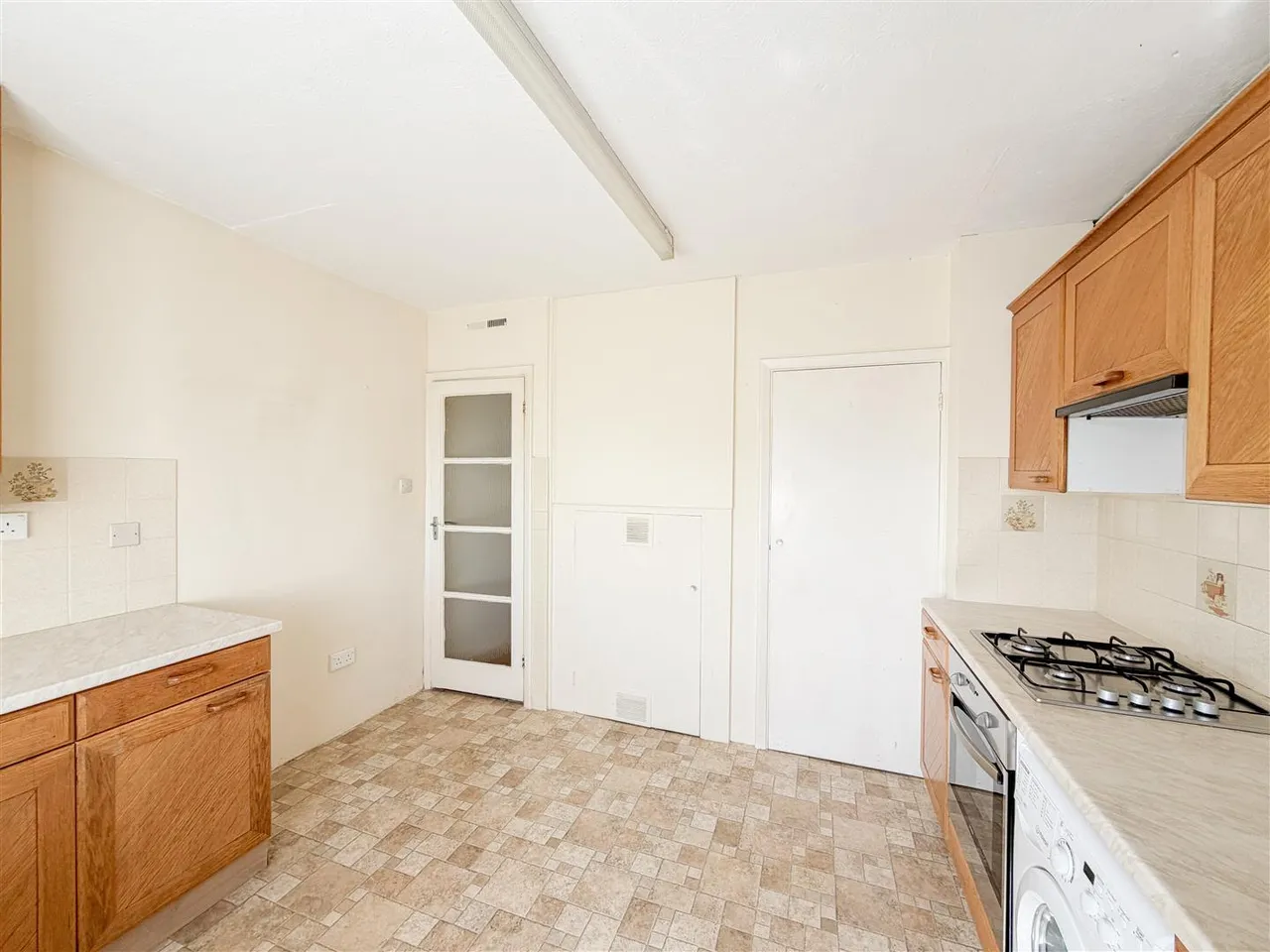 Sutherland Avenue, Bexhill-On-Sea, TN39 3QT, photo 5
