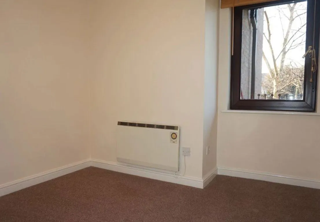Cedar Close, Buckhurst Hill, IG9, photo 8
