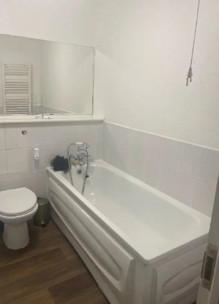 Cedar Close, Buckhurst Hill, IG9, photo 9