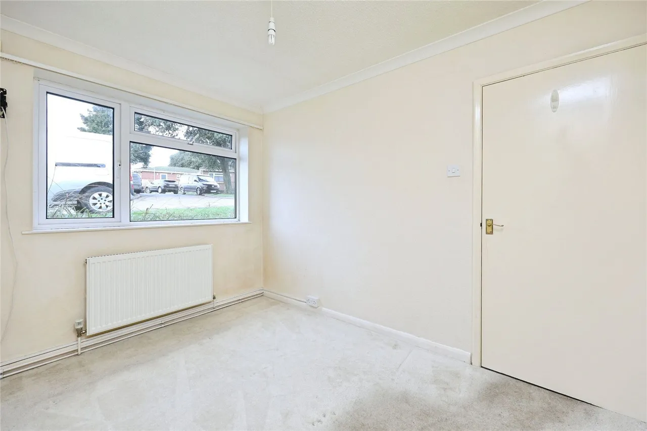 Cockleton Lane, Cowes, PO31, photo 8
