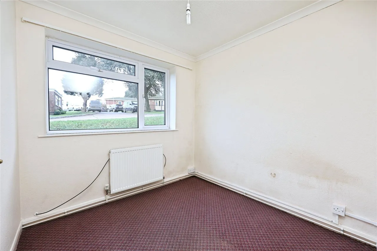 Cockleton Lane, Cowes, PO31, photo 9