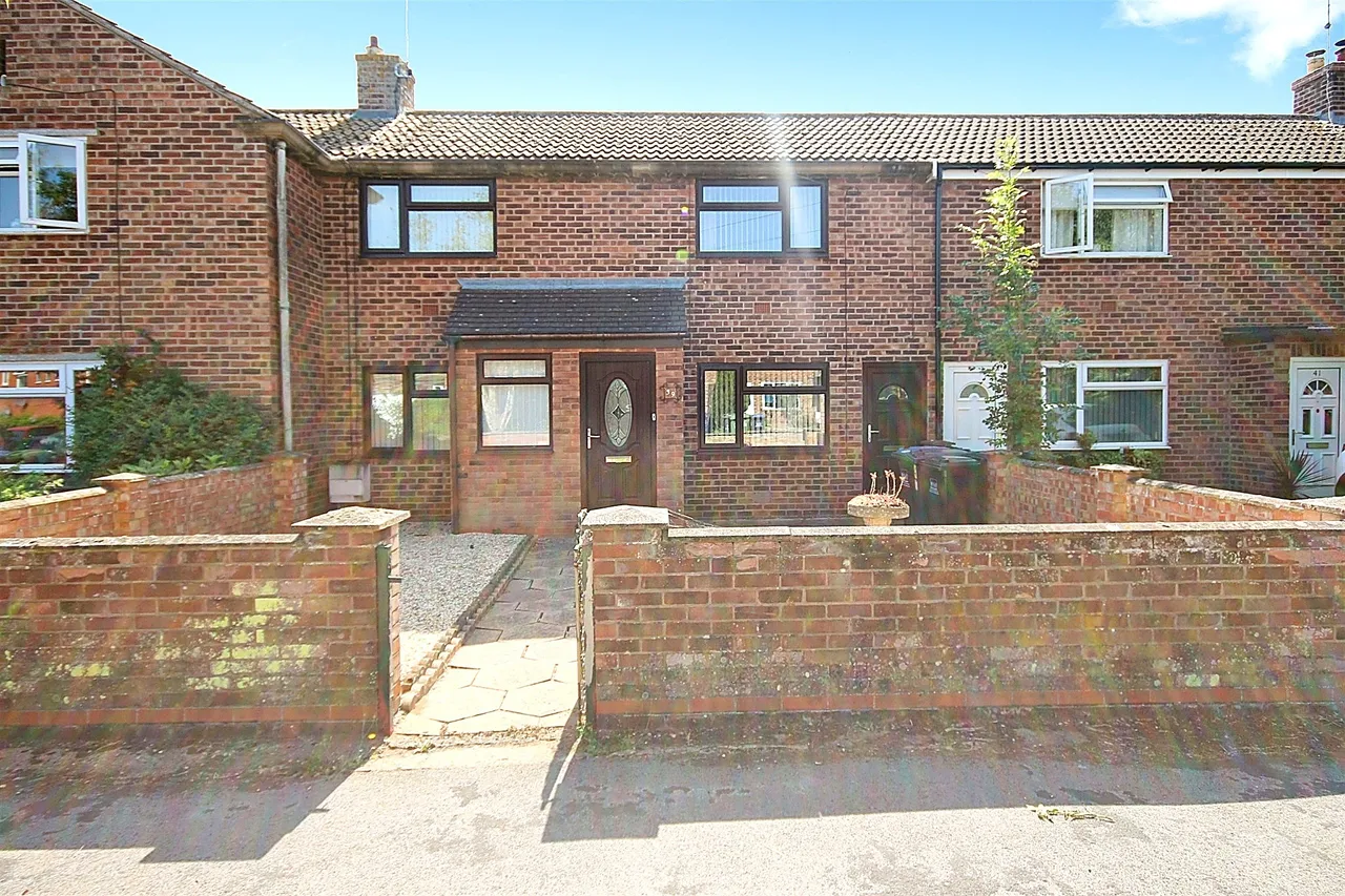 3 bed house for sale — Kingsley Road, Bishops Tachbrook, Leamington Spa