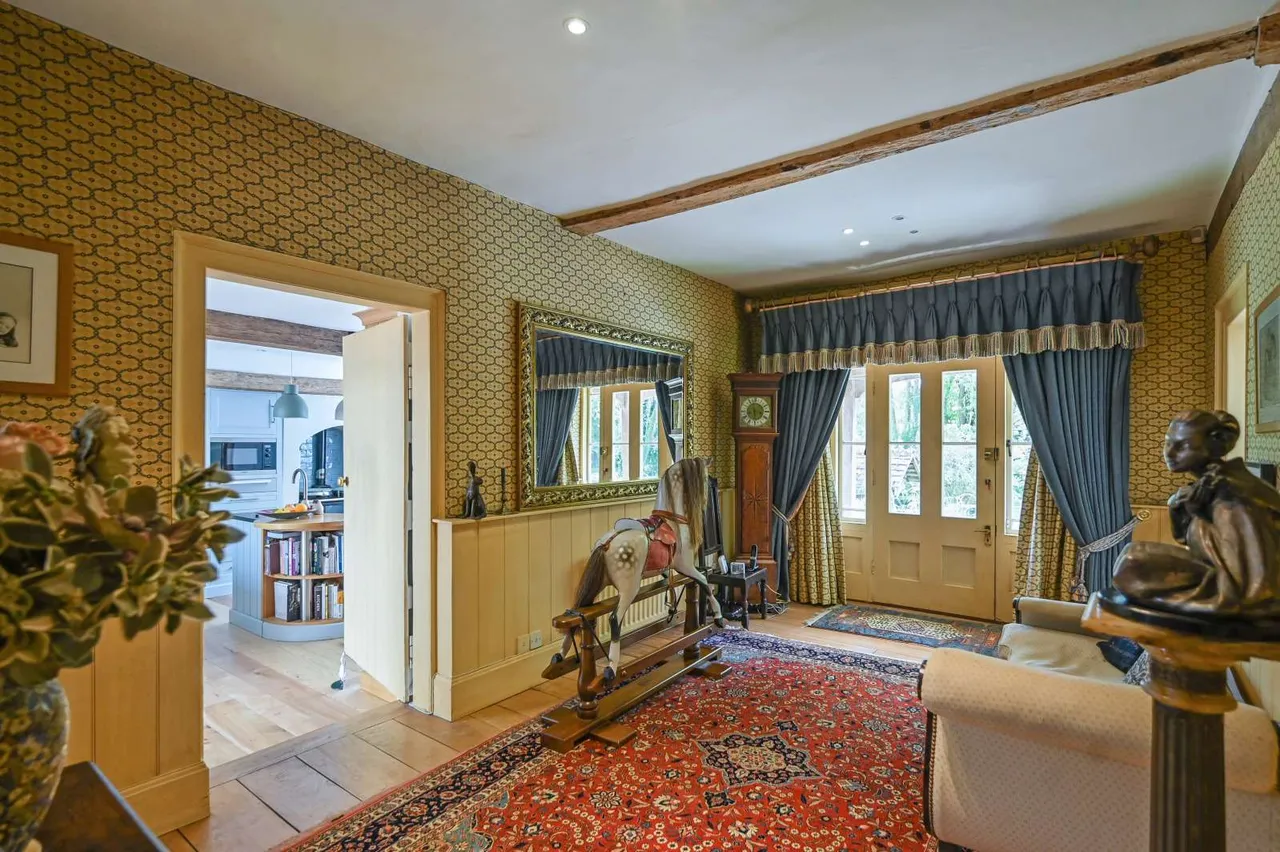 Ulcombe Road, Headcorn, Ashford, Kent, TN27 9LD, photo 5