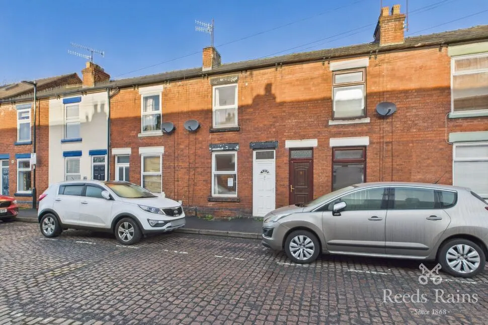 2 bed house for sale — Brier Street, Sheffield, South Yorkshire, S6