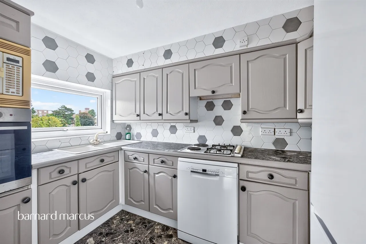 Bonchurch Close, Sutton, SM2, photo 4