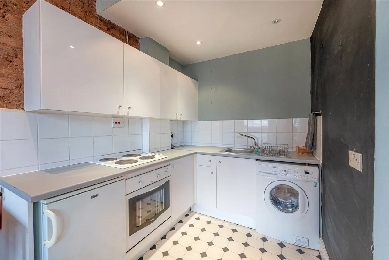 Ladbroke Grove, London, W10, photo 4