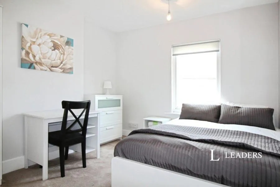Winchester Road, Colchester, CO2, photo 3