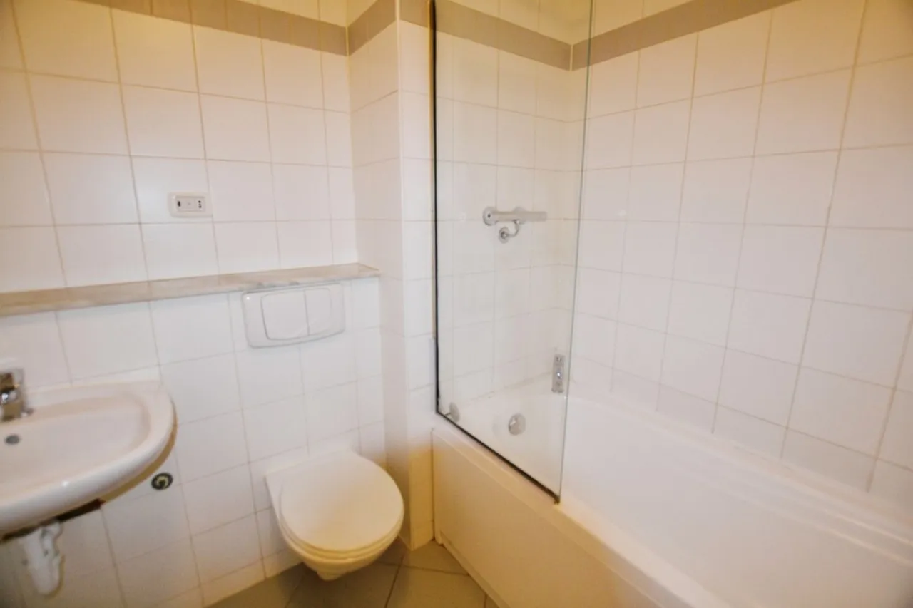 89 Burgess House, photo 7