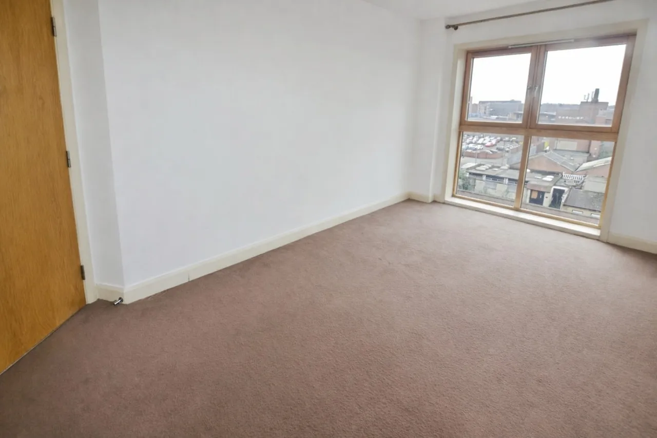89 Burgess House, photo 4