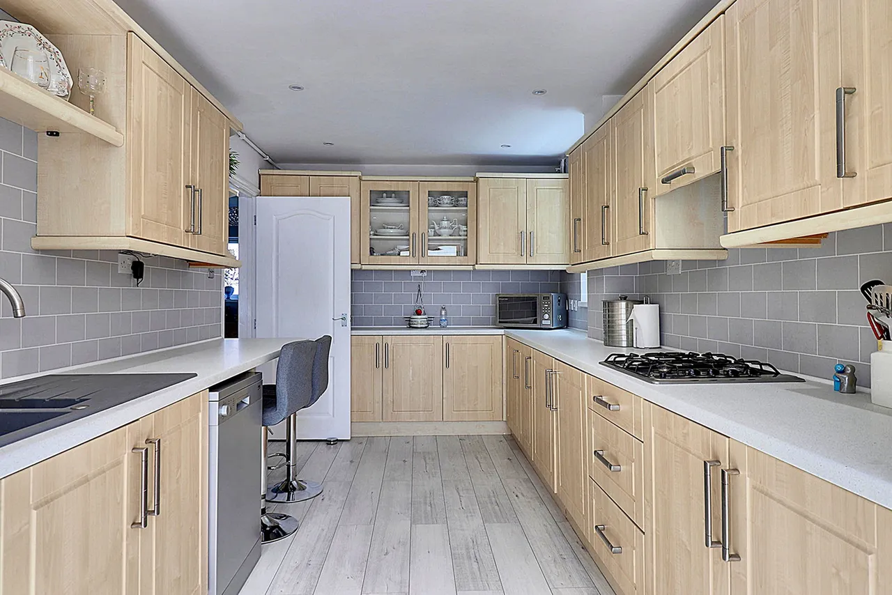 Cae Celyn, Crospenmaen, NP11, photo 10