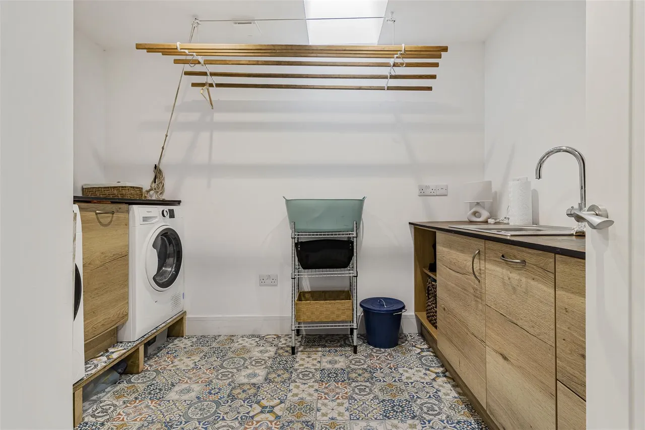 Saxon Way, Saffron Walden, CB11, photo 13
