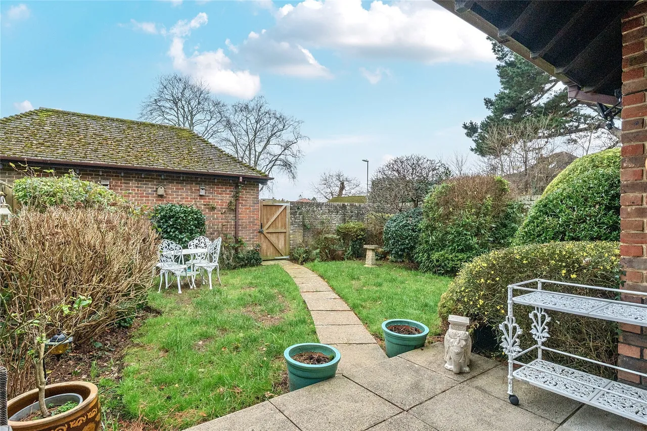 Woodley Gardens, Lymington, SO41, photo 12