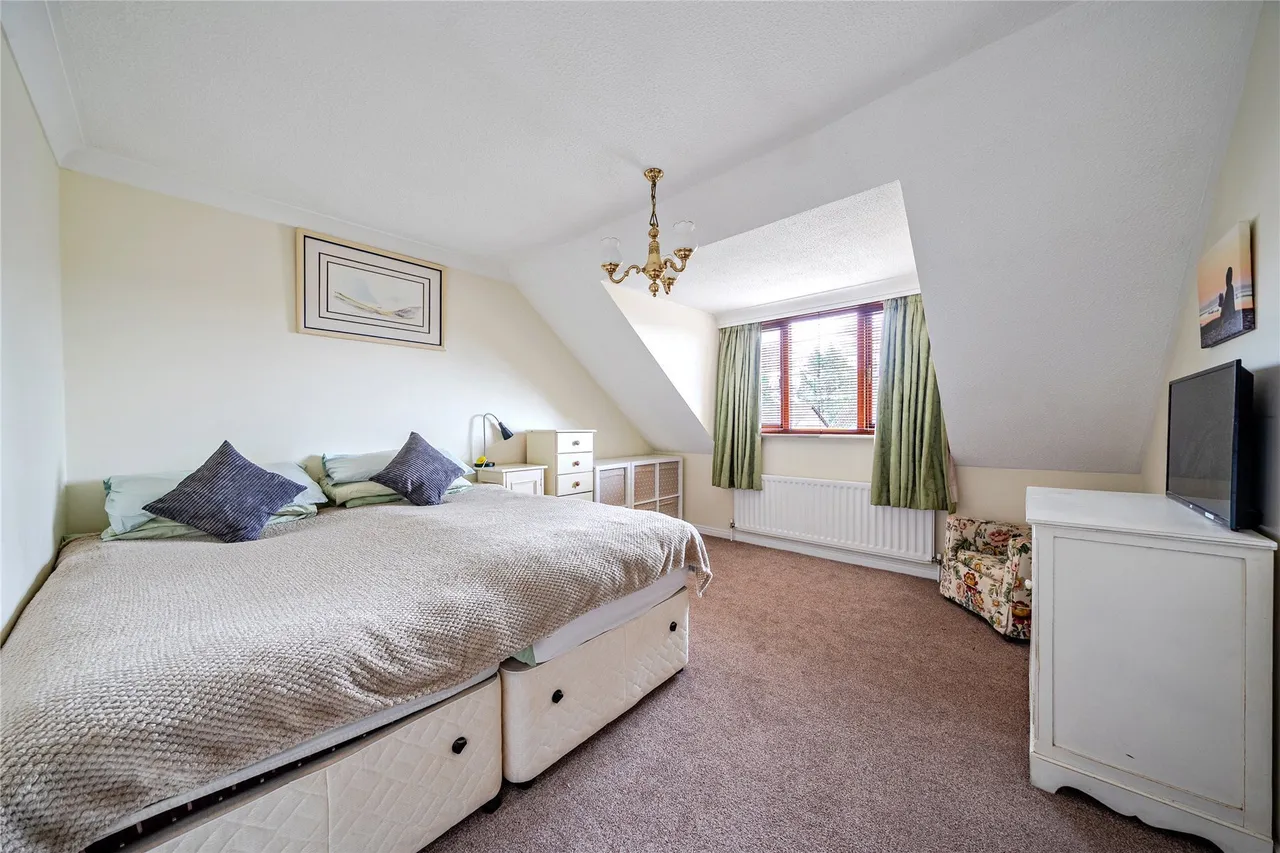 Woodley Gardens, Lymington, SO41, photo 14