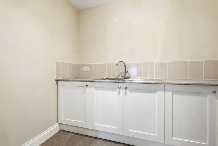House Under Offer with 3 bedrooms in Albury, Ware, SG11, photo 20