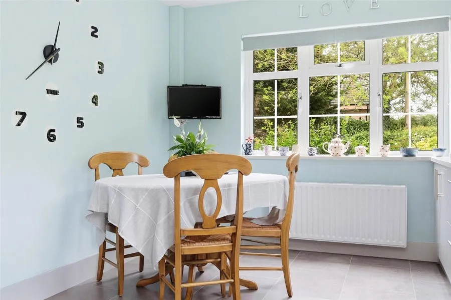 House Under Offer with 3 bedrooms in Albury, Ware, SG11, photo 5