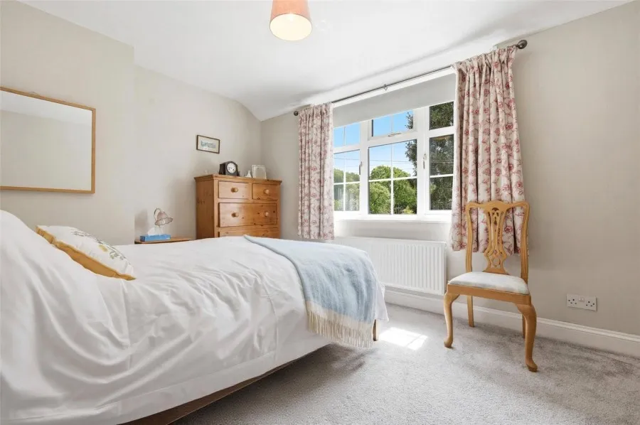 House Under Offer with 3 bedrooms in Albury, Ware, SG11, photo 9