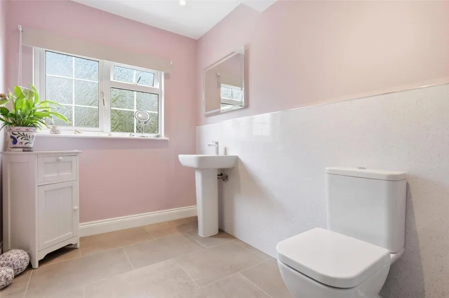 House Under Offer with 3 bedrooms in Albury, Ware, SG11, photo 17