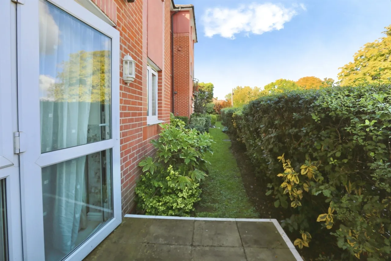 Bursledon Road, Hedge End, SO30, photo 14