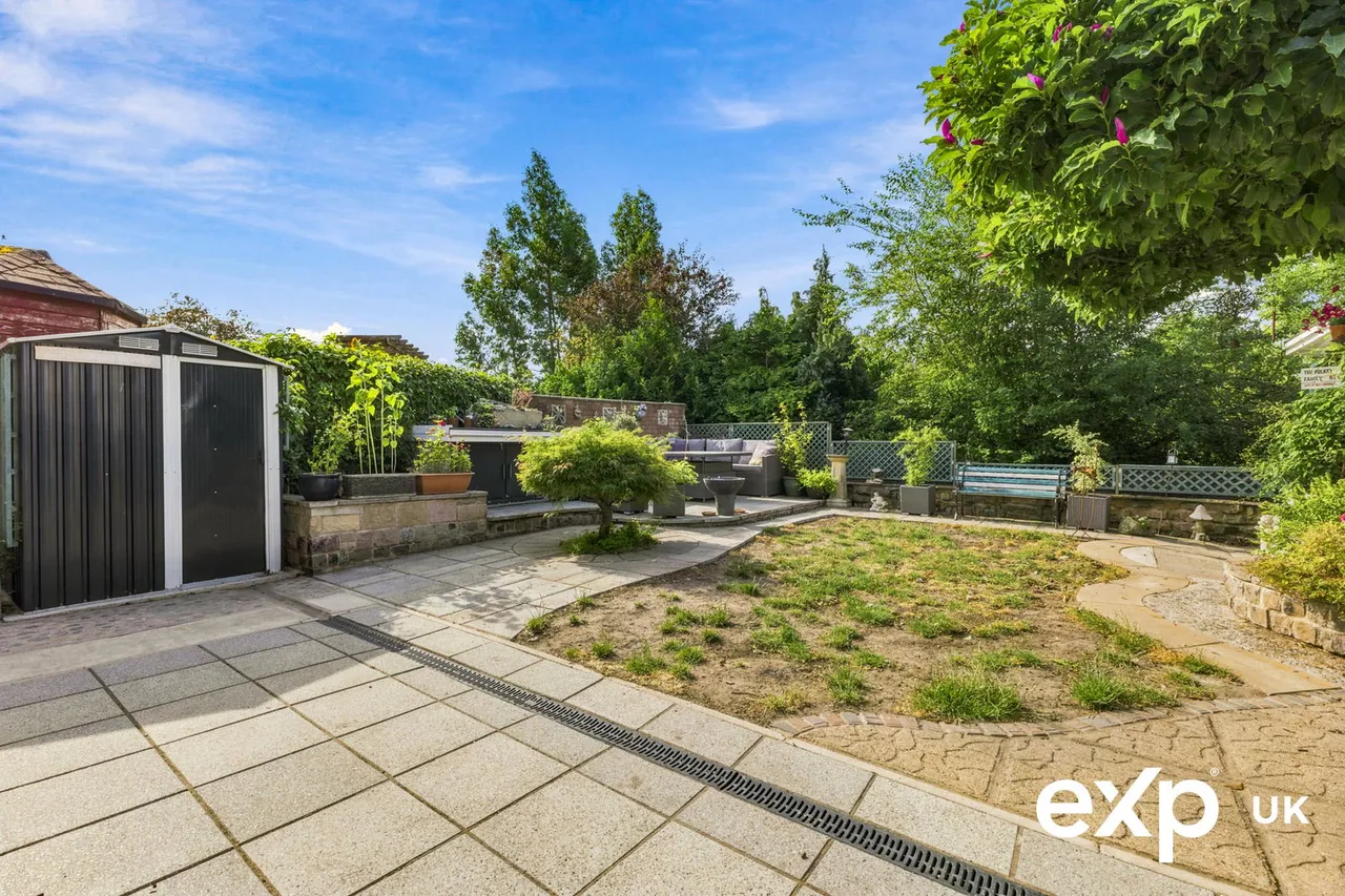 Chestnut Avenue, Ravenshead, photo 26
