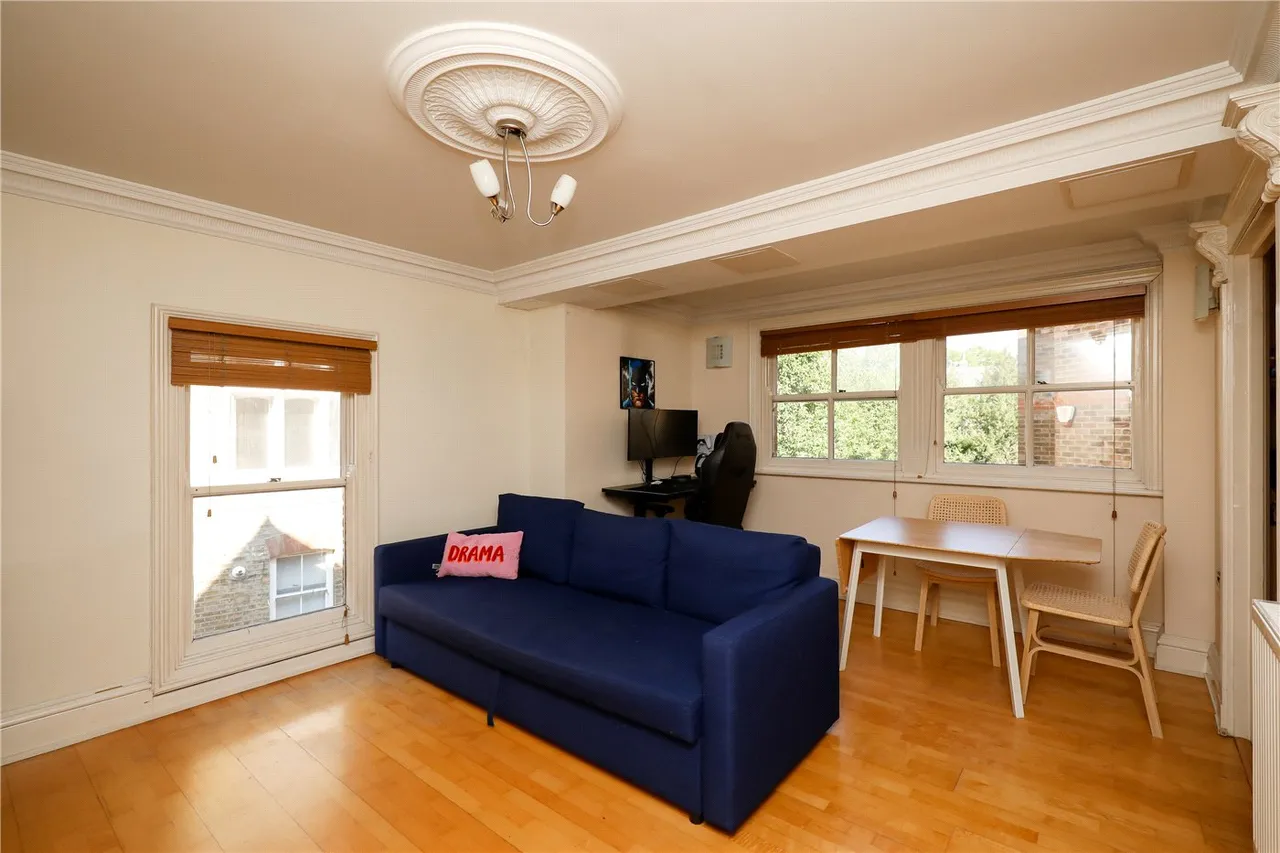 North Common Road, London, W5, photo 5