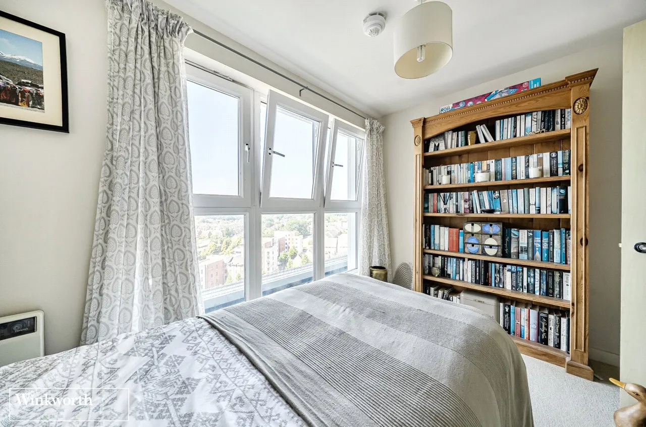 Winterthur Way, Basingstoke, Hampshire, RG21, photo 5
