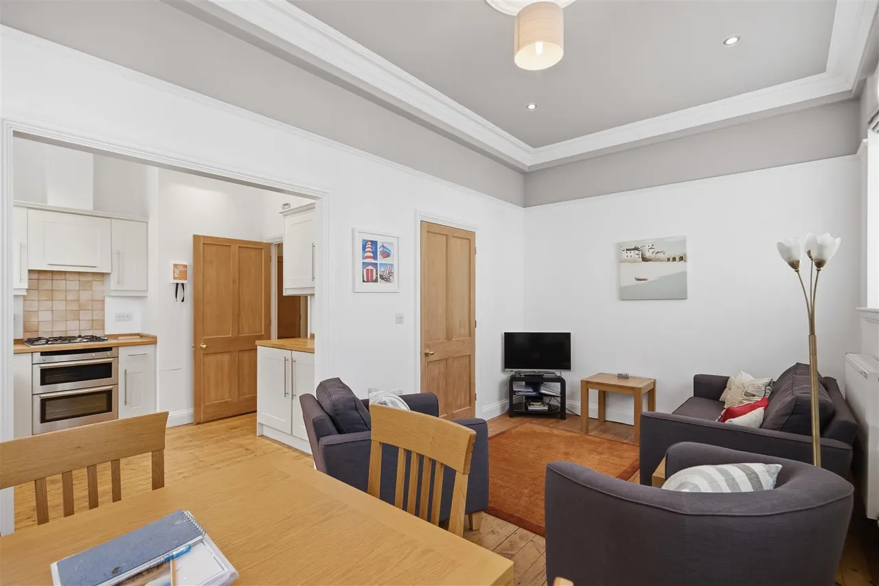 Wymering Road, Southwold, IP18, photo 3
