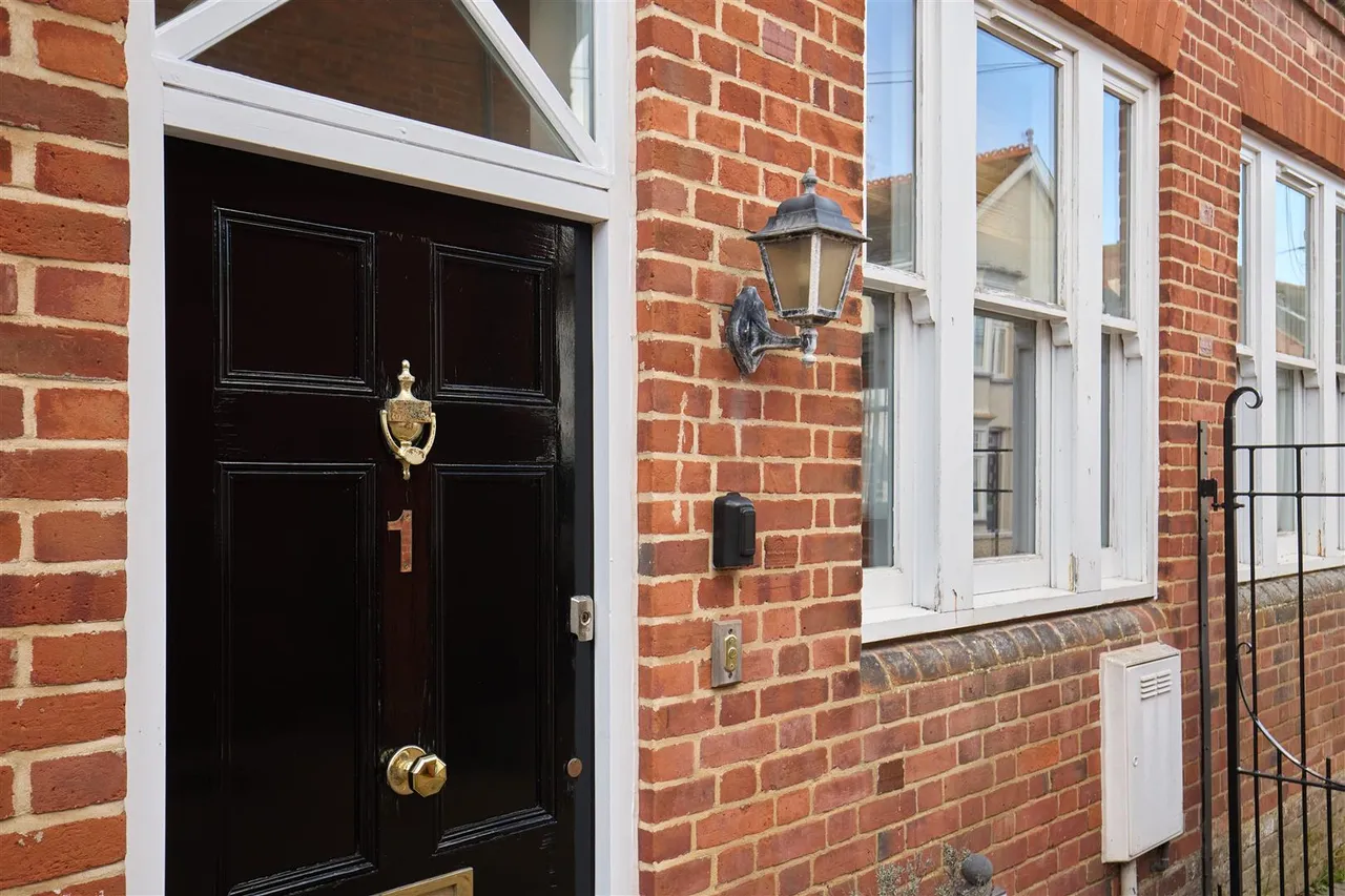 2 bed house for sale, Wymering Road, Southwold, IP18