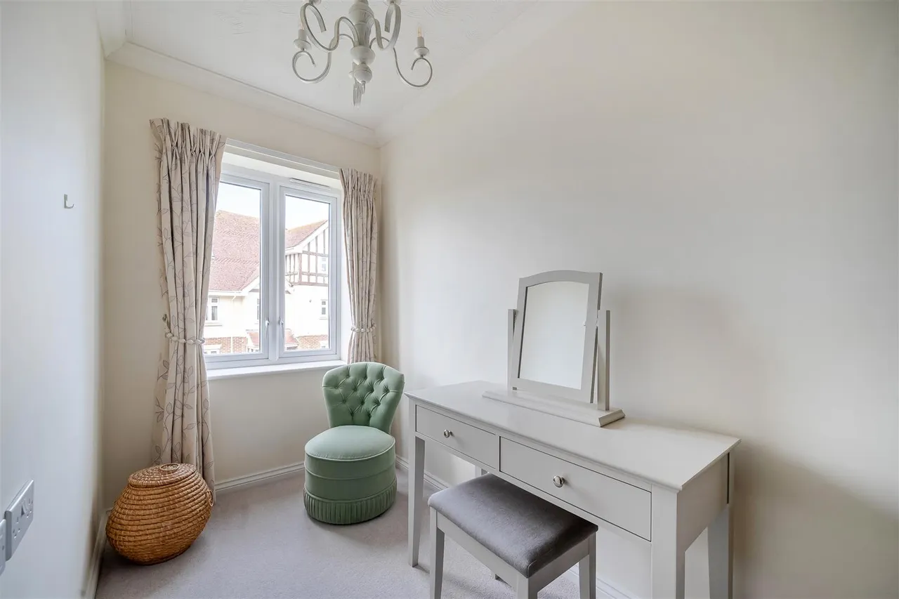 Stuart Road, Highcliffe, BH23, photo 9
