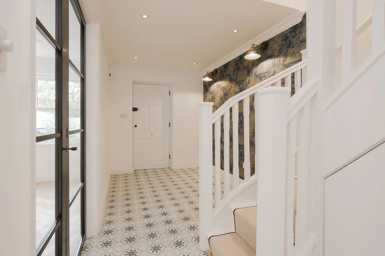 Cecil Road, London, SW19, photo 7