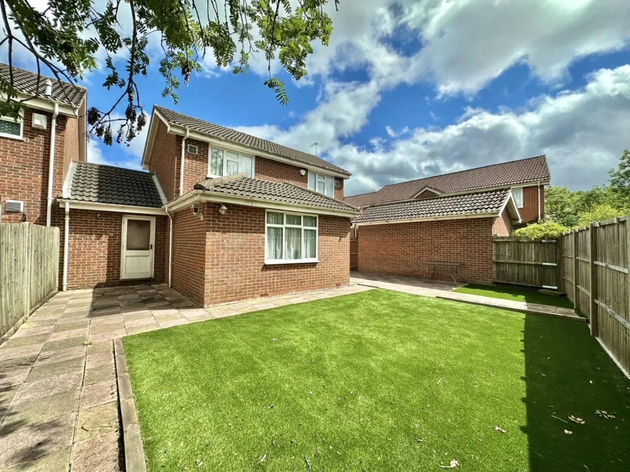 Brentford Close, Yeading, UB4, photo 14