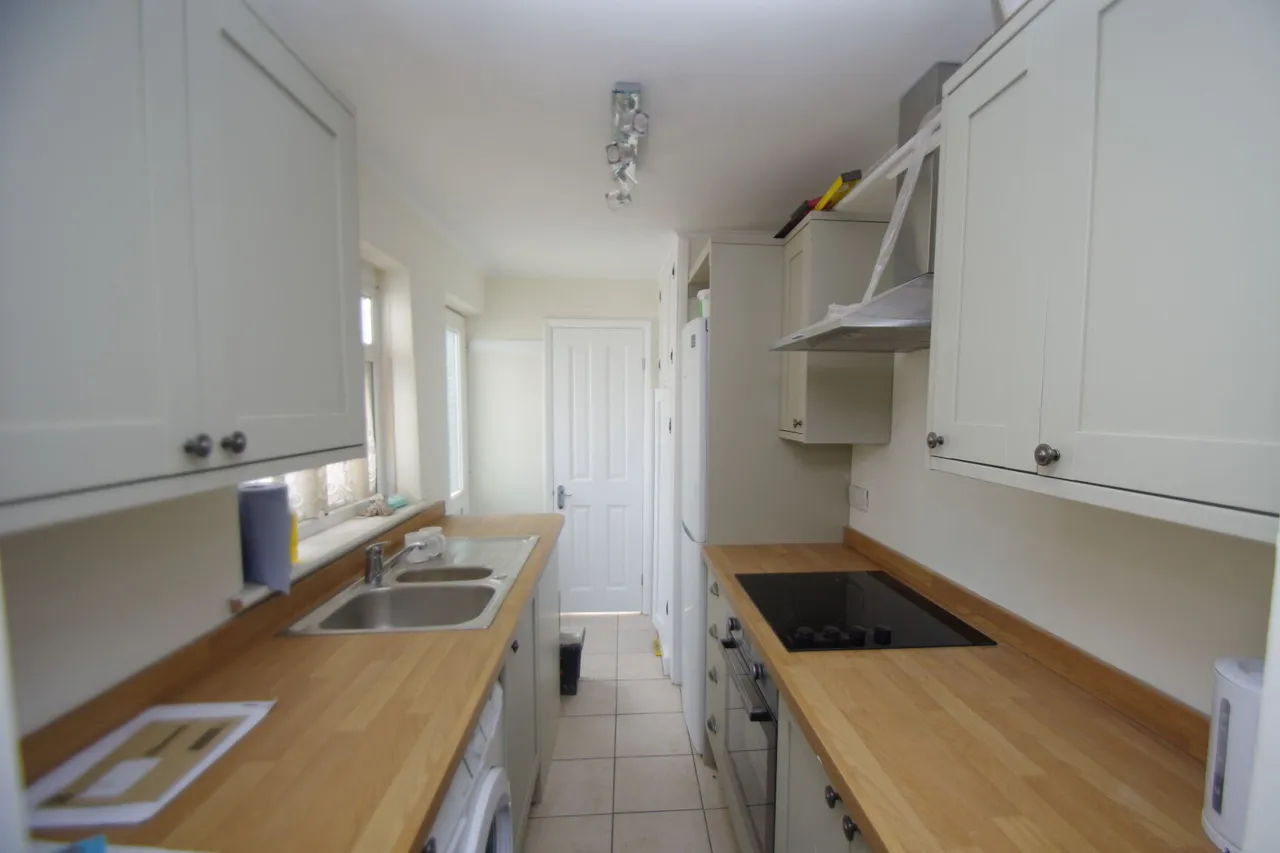 Watford, WD17, photo 3