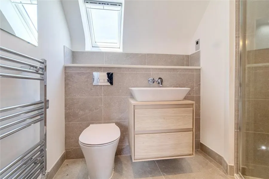 Moorfield Mews, Staines-upon-Thames, TW18, photo 8
