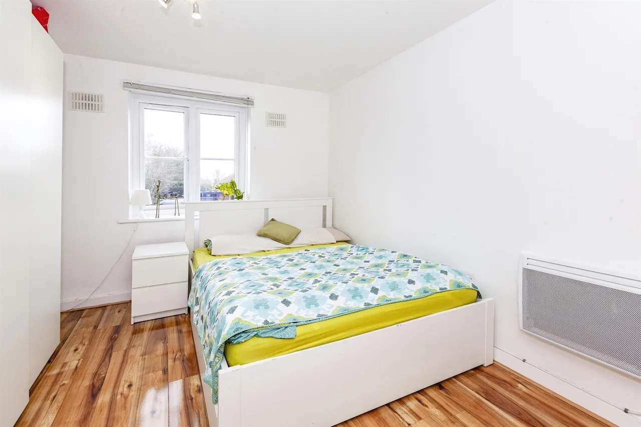Bath Road, Slough, photo 8