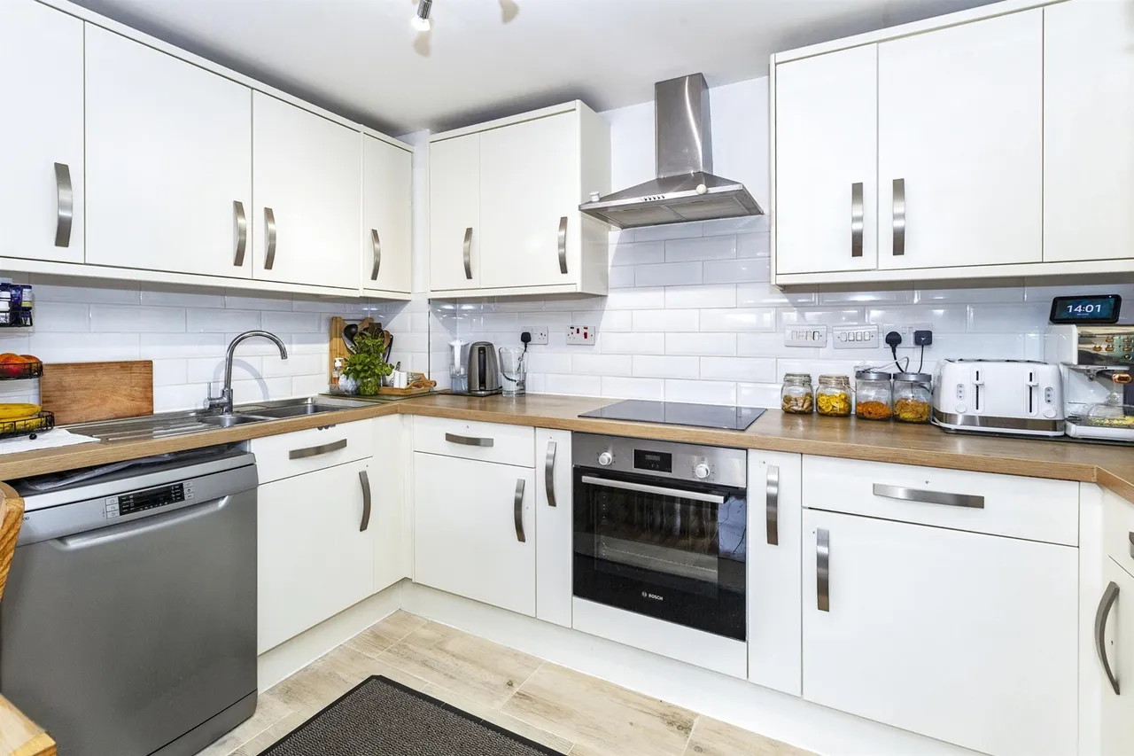 Bath Road, Slough, photo 9