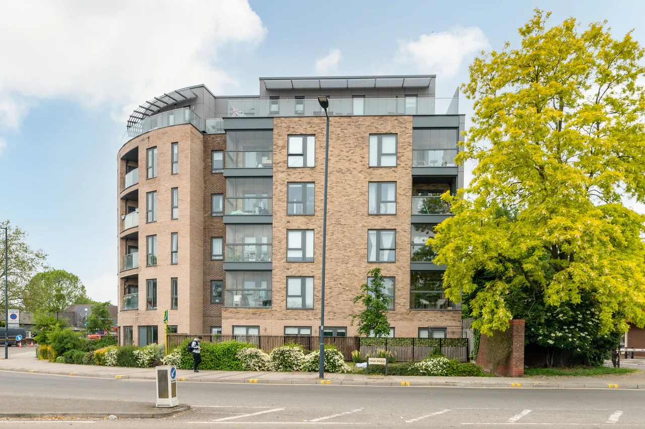 London, NW10, photo 11