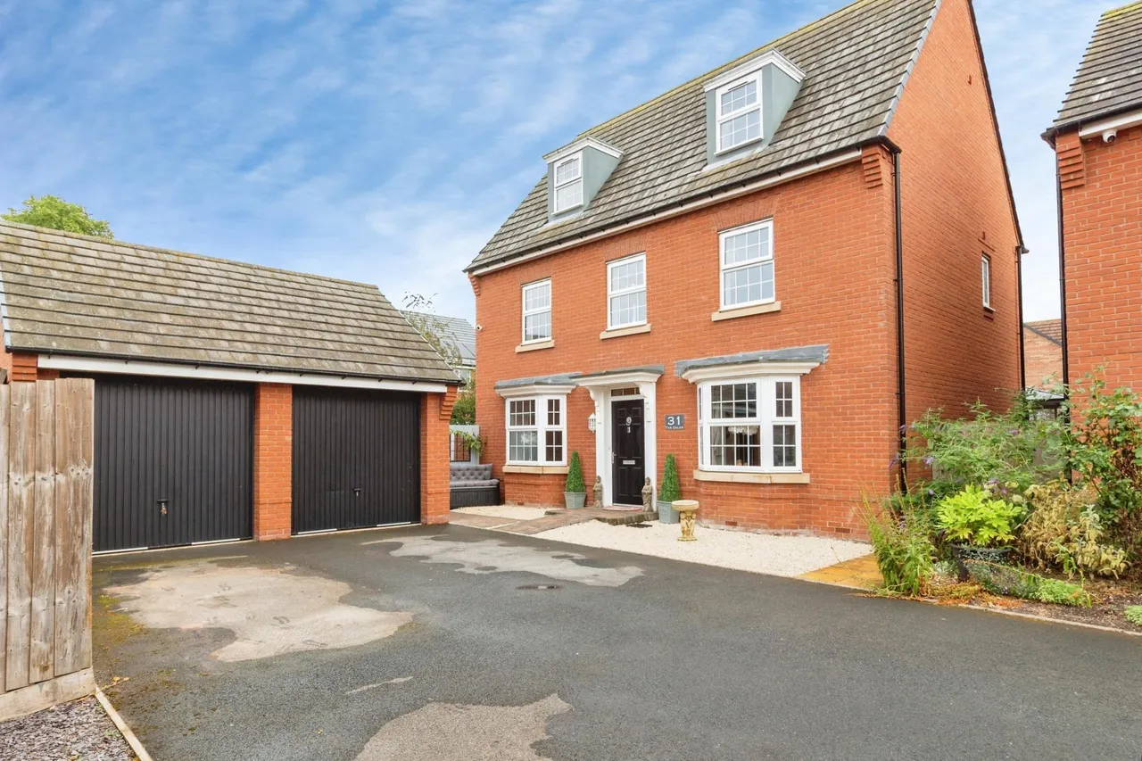 5 bed house for sale, Blandford Way, Market Drayton, TF9