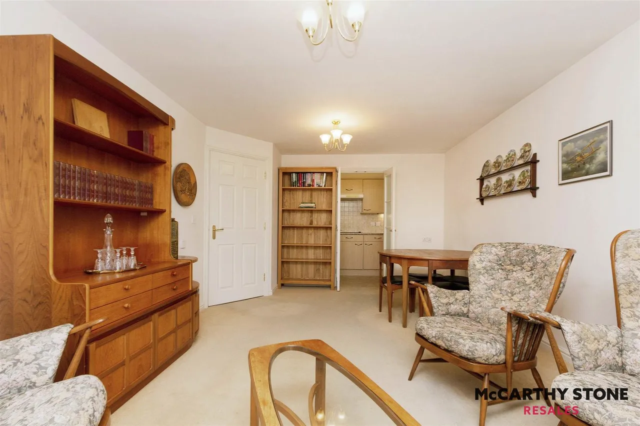 Tower Road, Liphook, GU30, photo 2