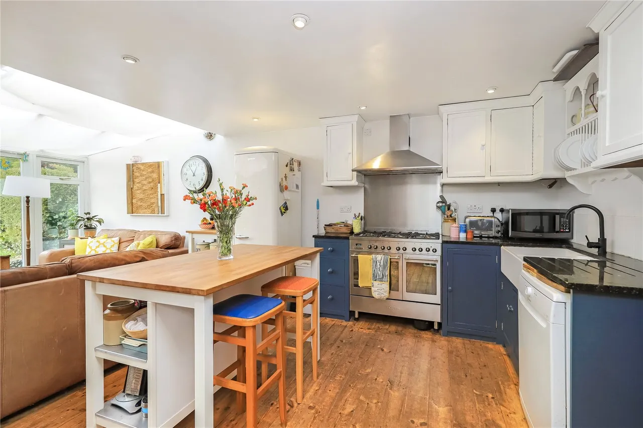The Borough, Downton, Salisbury, Wiltshire, SP5 3LX, photo 2