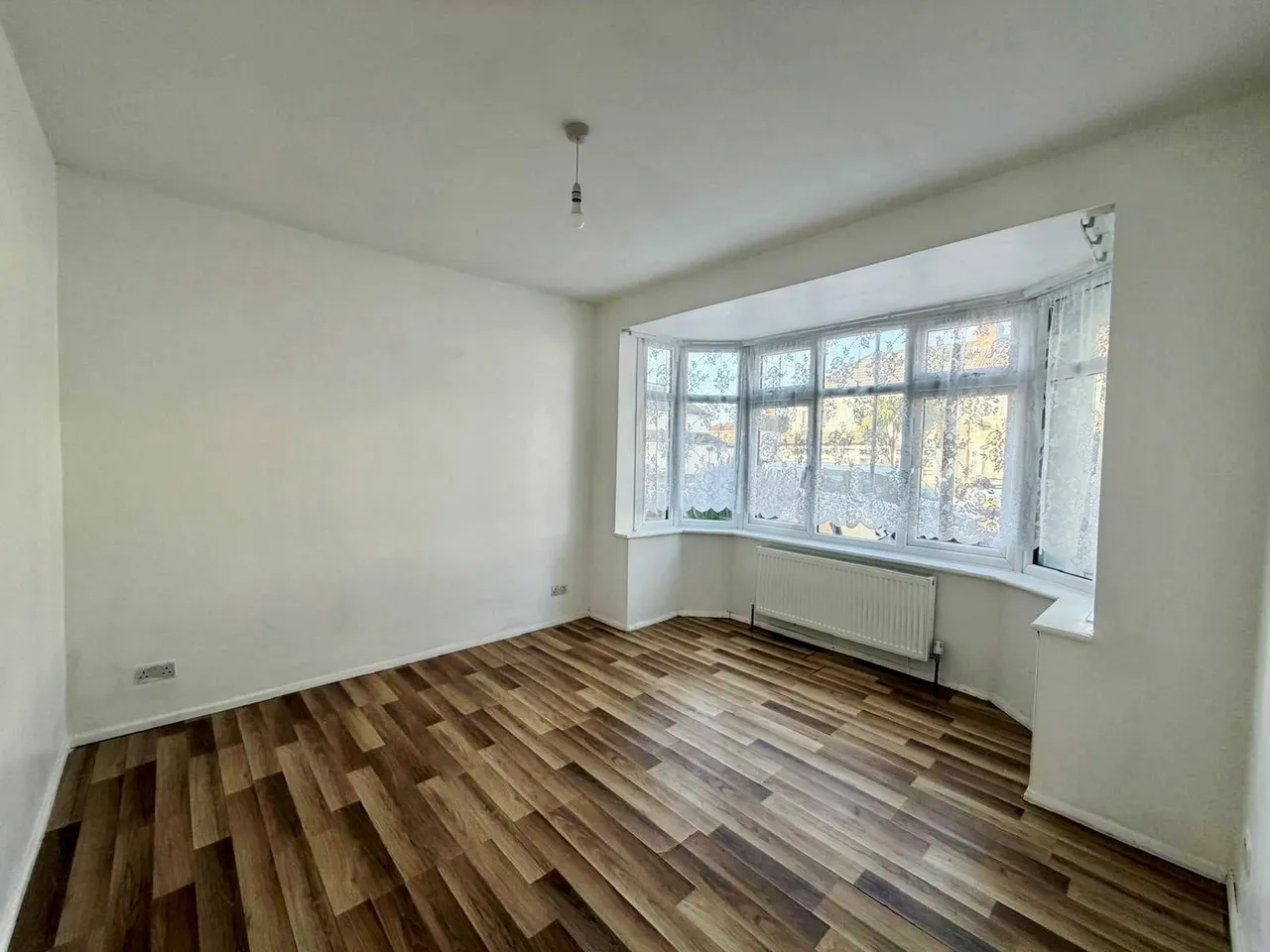 Pembroke road, N13, photo 5