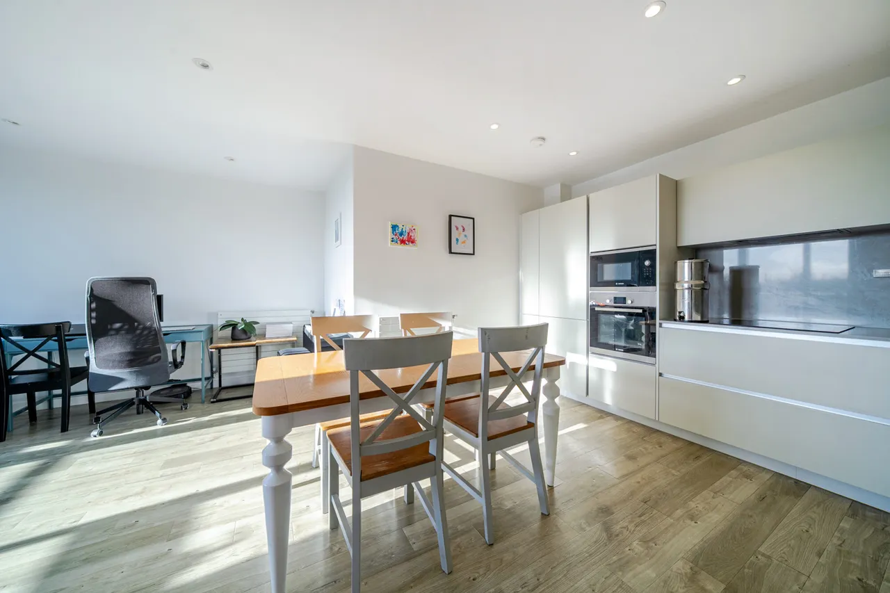 Woods Road, SE15, photo 11