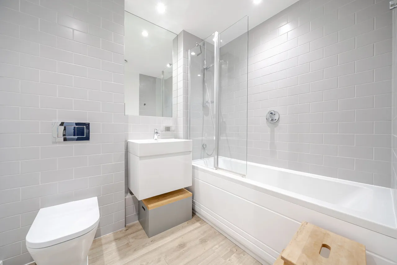 Woods Road, SE15, photo 16