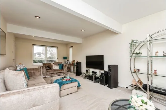 Hillcrest Mount, Townville, Castleford, photo 6
